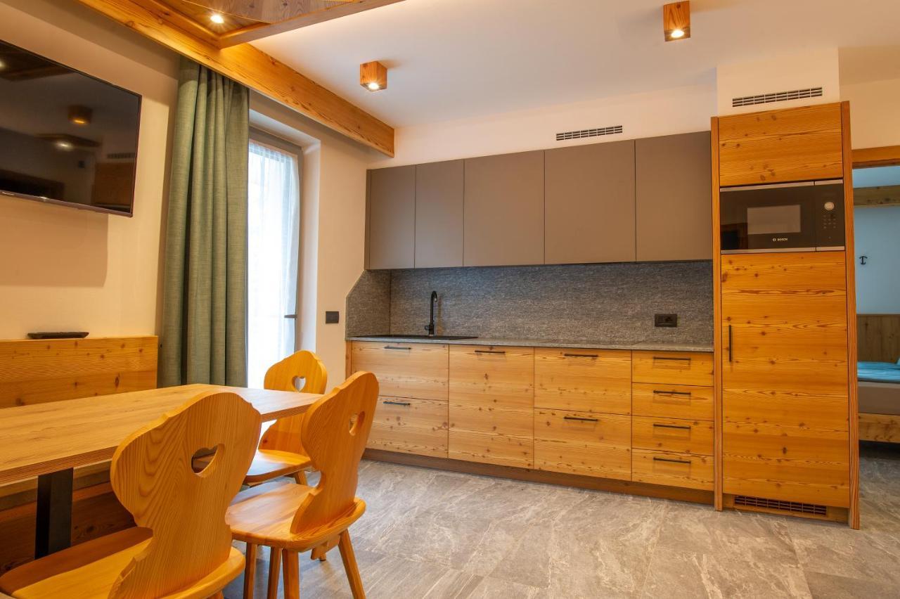 Dolomites Chalet Wolf Molveno Exterior photo